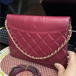 Tory bunch Elegant Burgundy Quilted Chain Bag